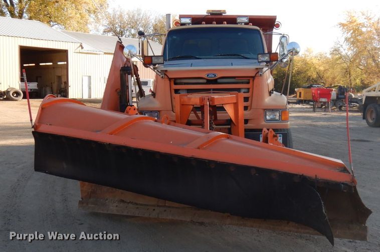 image for item HD9050 1998 Ford L8000  dump truck