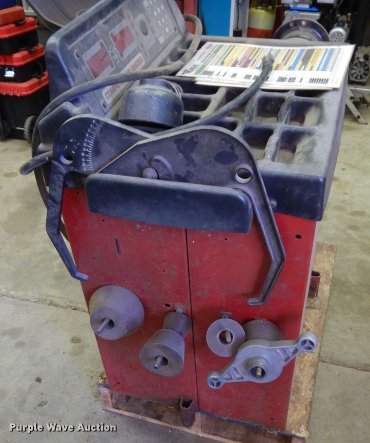 image for item HD9095 Coats 850S solid state wheel balancer