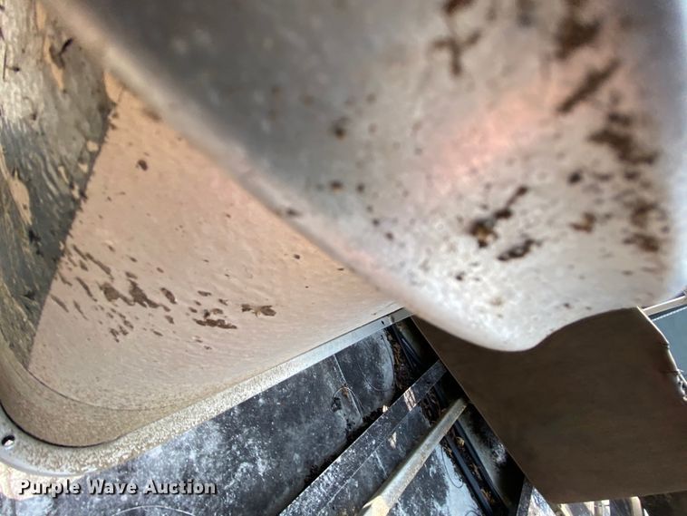 image for item HE9793 1986 Landau  pontoon boat