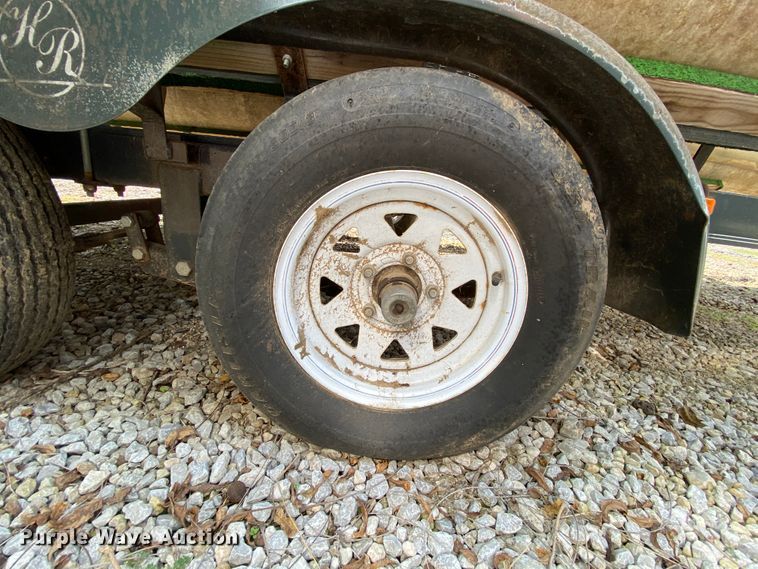 image for item HE9793 1986 Landau  pontoon boat