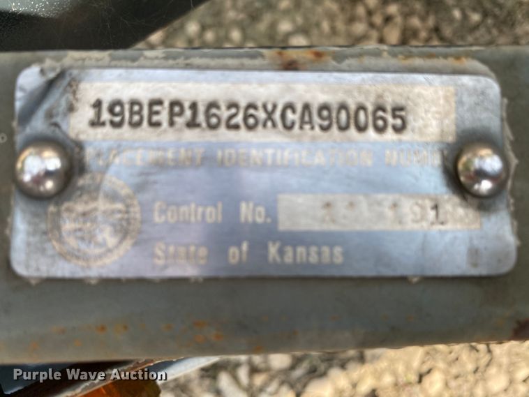 image for item HE9793 1986 Landau  pontoon boat