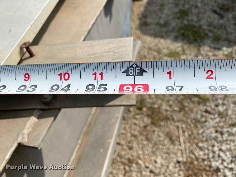 image for item HE9793 1986 Landau  pontoon boat