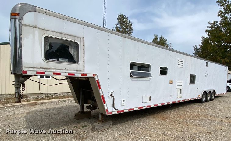 image for item HE9849 2001 Pace American GT Shadow enclosed cargo trailer