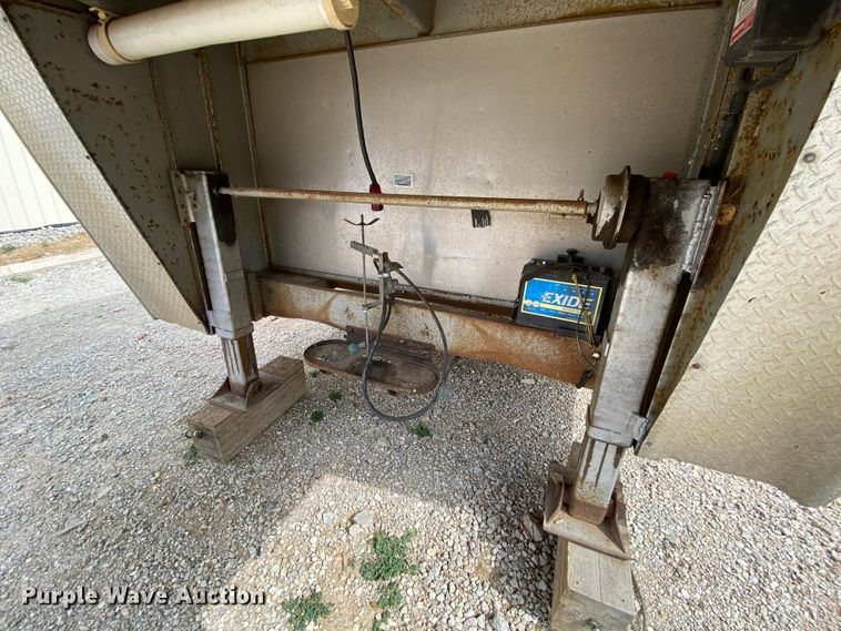 image for item HE9849 2001 Pace American GT Shadow enclosed cargo trailer