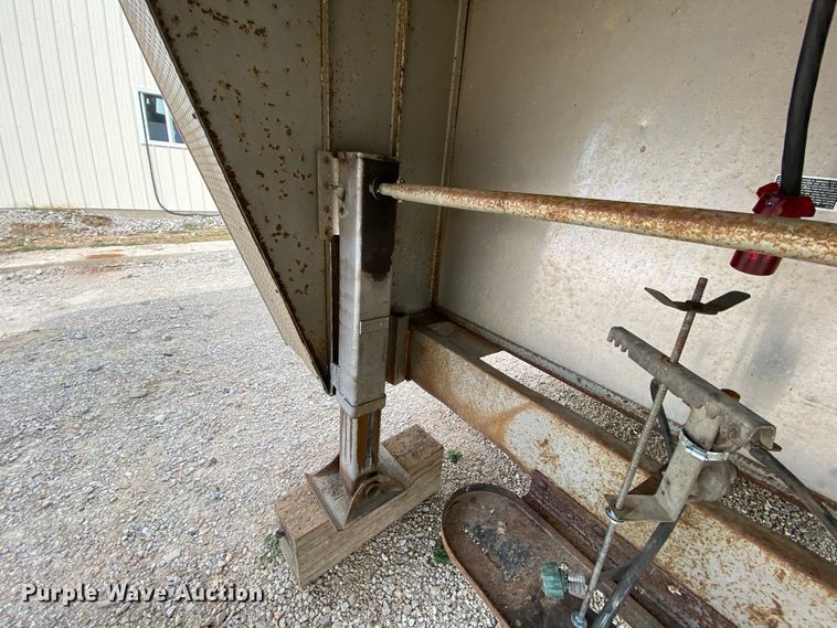 image for item HE9849 2001 Pace American GT Shadow enclosed cargo trailer