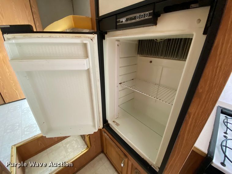 image for item HE9849 2001 Pace American GT Shadow enclosed cargo trailer