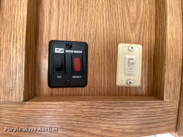 image for item HE9849 2001 Pace American GT Shadow enclosed cargo trailer