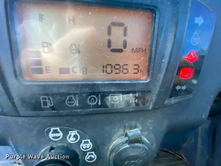 image for item HE9886 2015 Kubota X1100C  utility vehicle