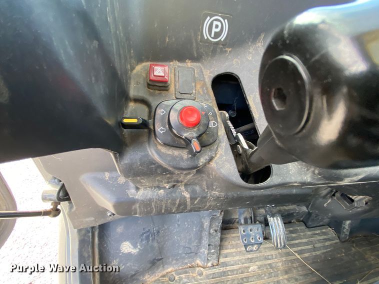 image for item HE9886 2015 Kubota X1100C  utility vehicle