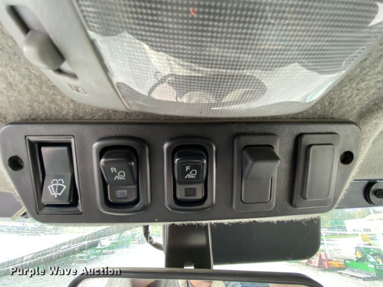 image for item HE9886 2015 Kubota X1100C  utility vehicle