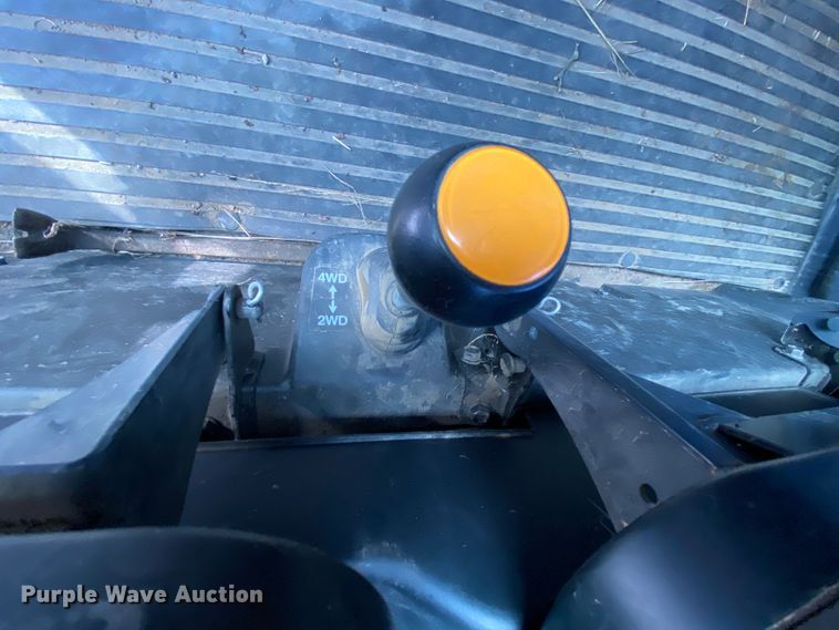 image for item HE9886 2015 Kubota X1100C  utility vehicle