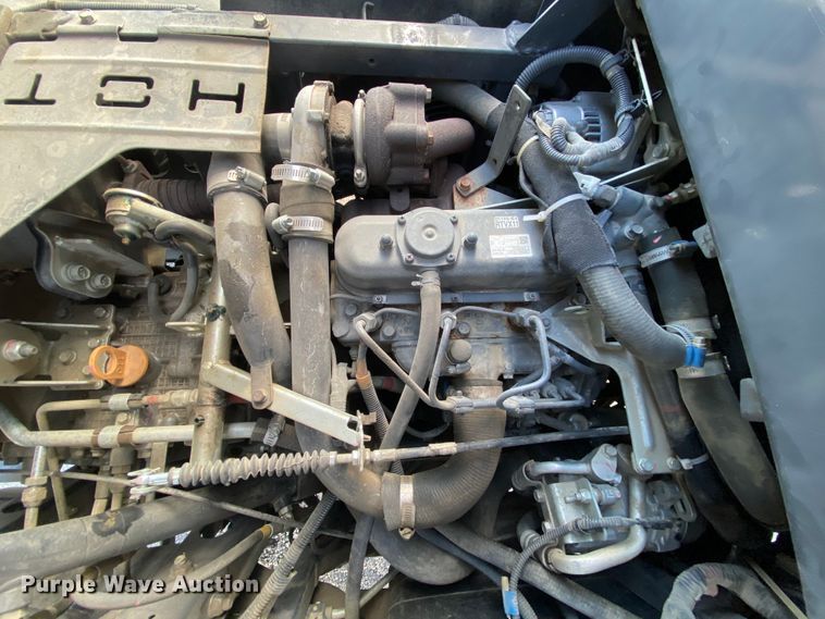 image for item HE9886 2015 Kubota X1100C  utility vehicle