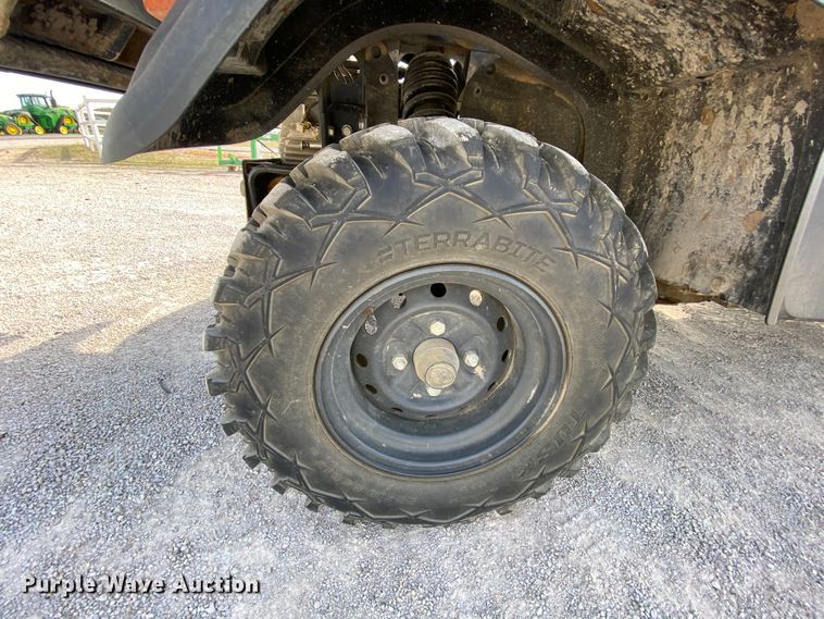 image for item HE9886 2015 Kubota X1100C  utility vehicle