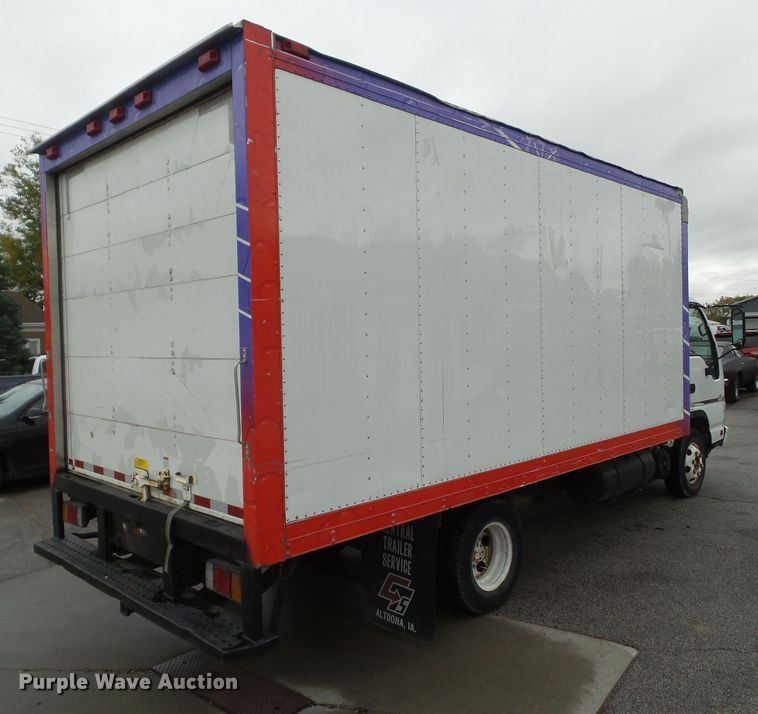 image for item HF9645 2007 GMC W4500  box truck