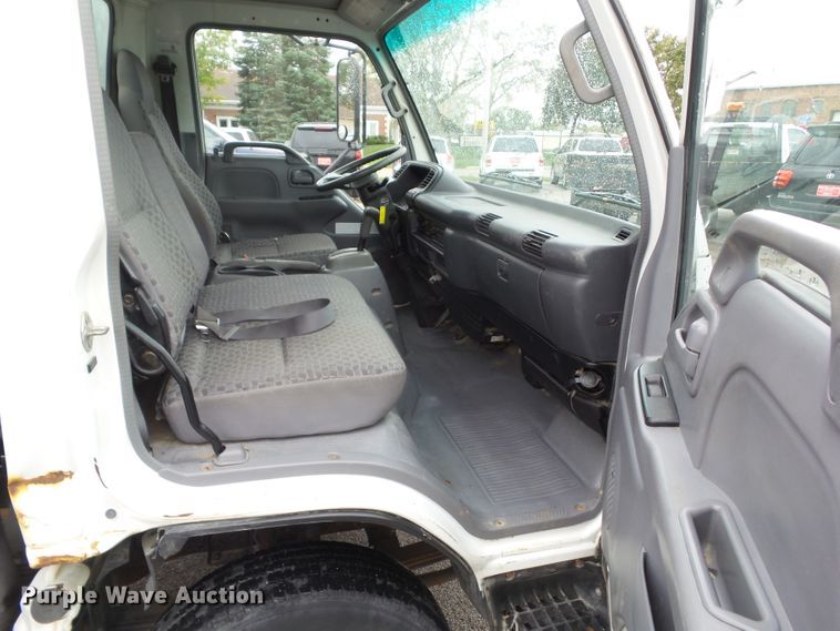 image for item HF9645 2007 GMC W4500  box truck