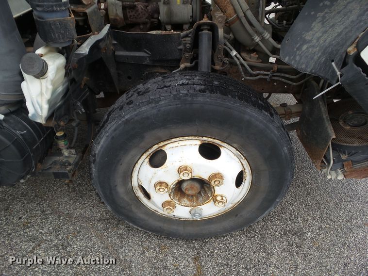 image for item HF9645 2007 GMC W4500  box truck