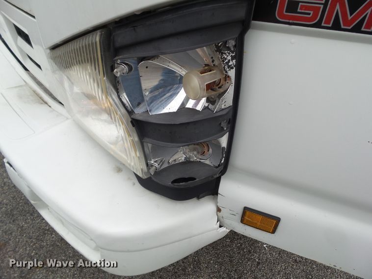 image for item HF9645 2007 GMC W4500  box truck