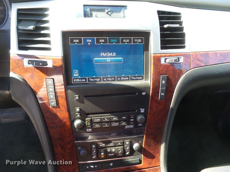 image for item HF9665 2007 Cadillac Escalade  SUV