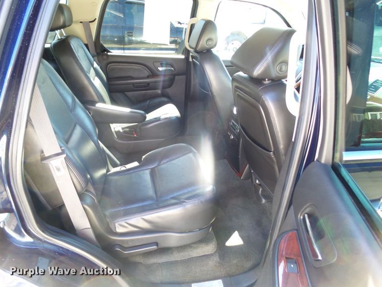 image for item HF9665 2007 Cadillac Escalade  SUV