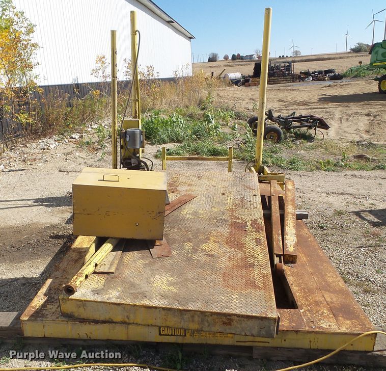 image for item HF9668 Hydraulic forklift lift