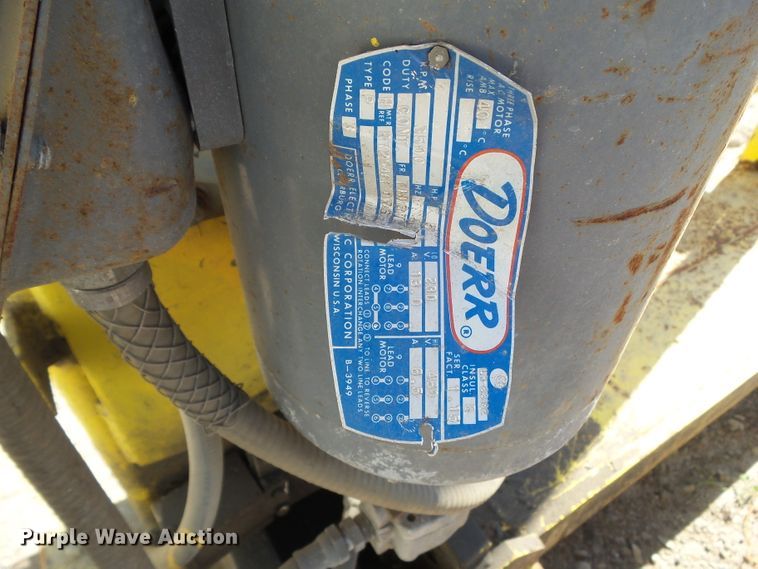 image for item HF9668 Hydraulic forklift lift