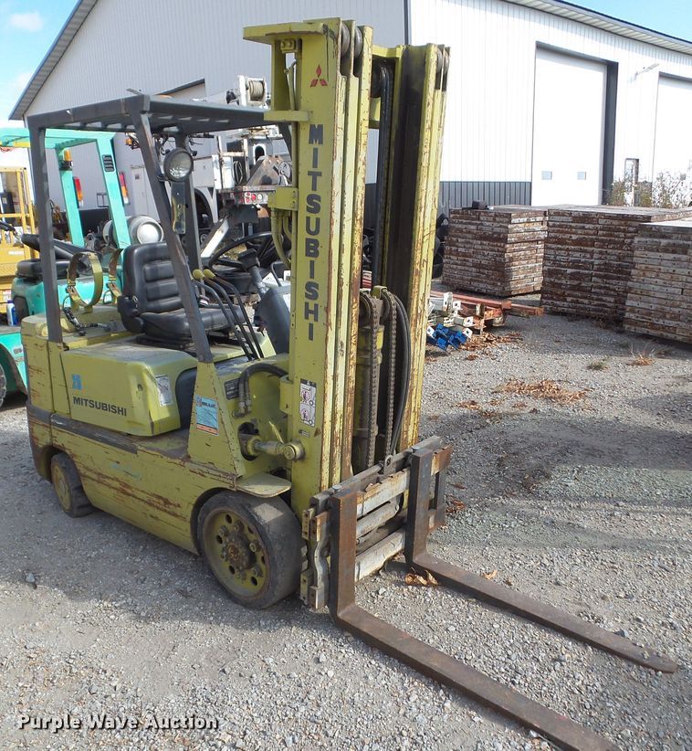 image for item HF9677 Mitsubishi 25  forklift