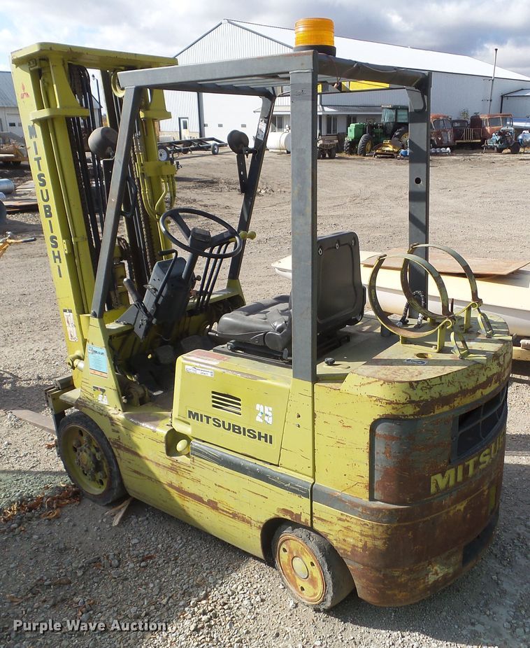 image for item HF9677 Mitsubishi 25  forklift