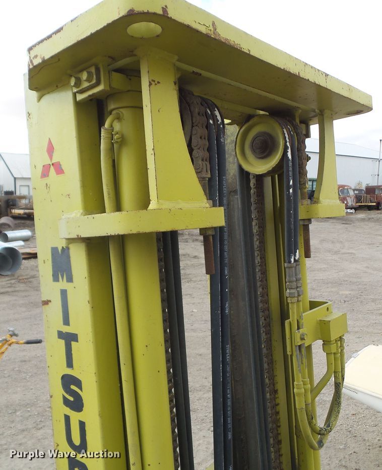 image for item HF9677 Mitsubishi 25  forklift