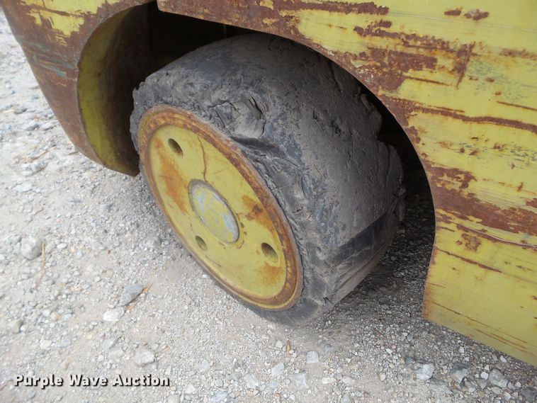 image for item HF9677 Mitsubishi 25  forklift