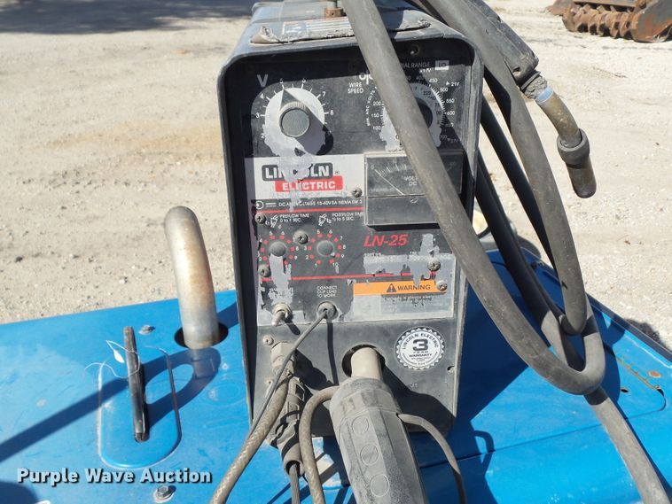 image for item HF9684 (2) welder/generators