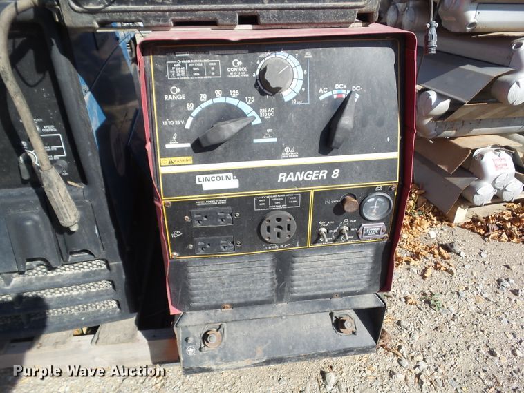 image for item HF9684 (2) welder/generators