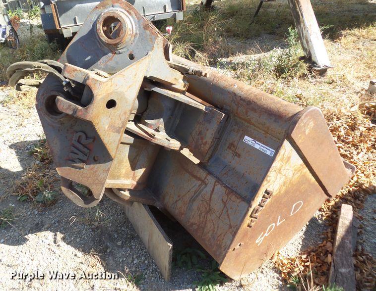 image for item HF9685 Wain Roy 48"W tilt excavator bucket