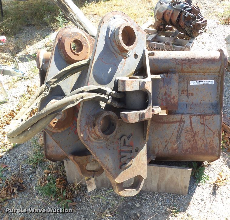 image for item HF9685 Wain Roy 48"W tilt excavator bucket