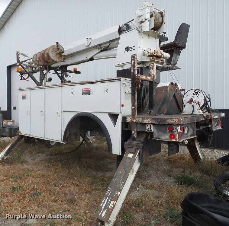 image for item HF9686 Knapheide 6139BHC  digger derrick bed