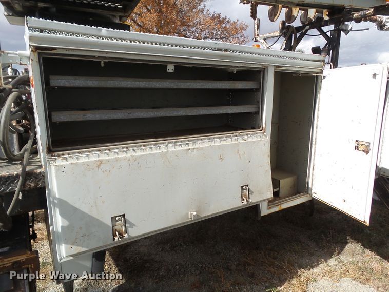 image for item HF9686 Knapheide 6139BHC  digger derrick bed