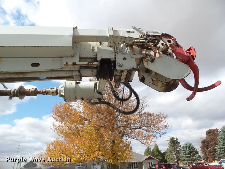 image for item HF9686 Knapheide 6139BHC  digger derrick bed