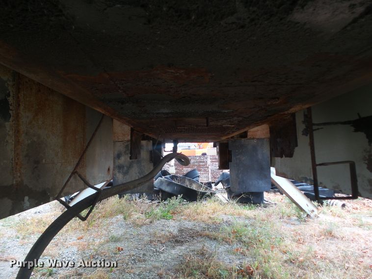 image for item HF9686 Knapheide 6139BHC  digger derrick bed