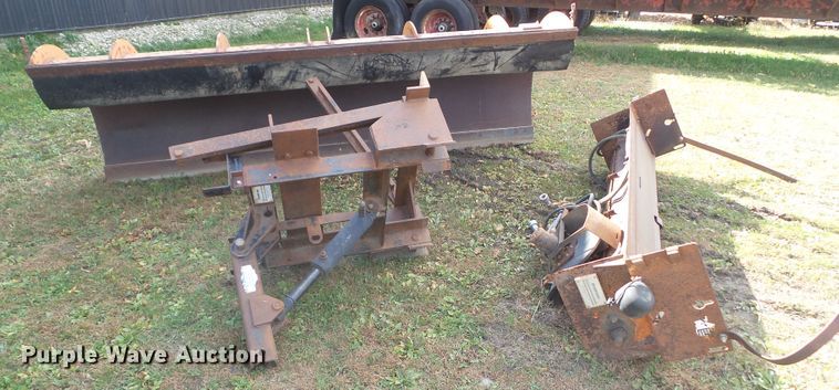 image for item HF9695 (2) truck attachments