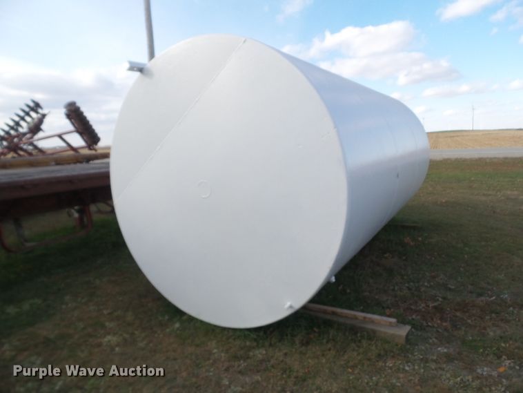 image for item HF9701 6,000 gallon fuel tank