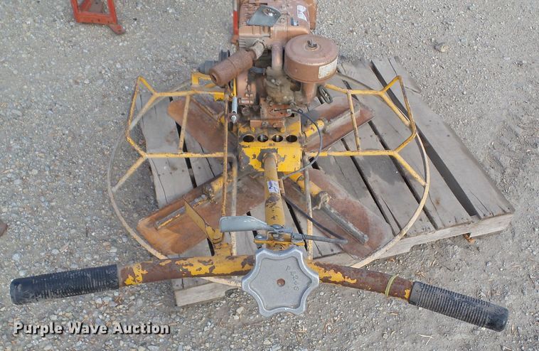 image for item HF9703 Power trowel