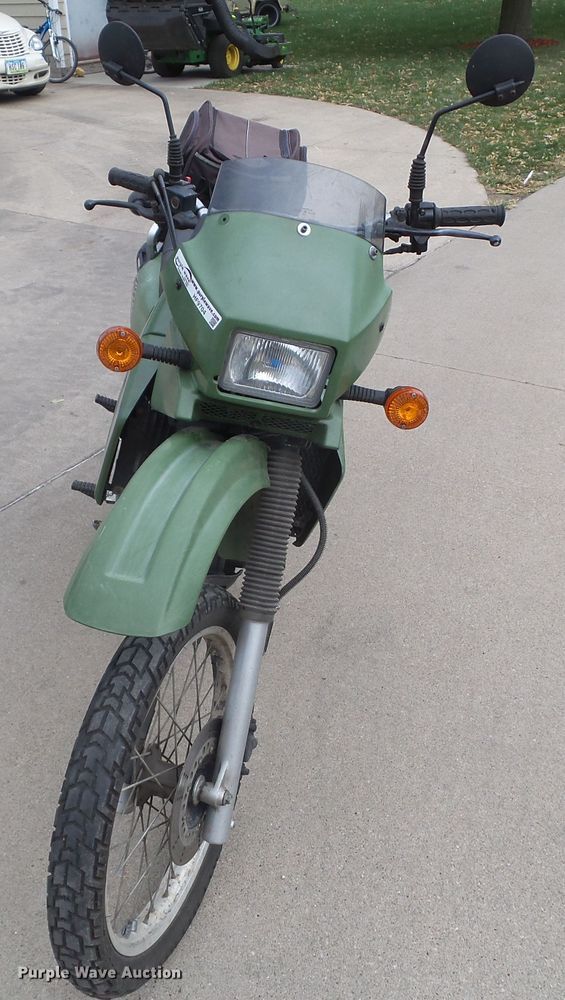 image for item HF9704 2000 Kawasaki KLR650 motorcycle