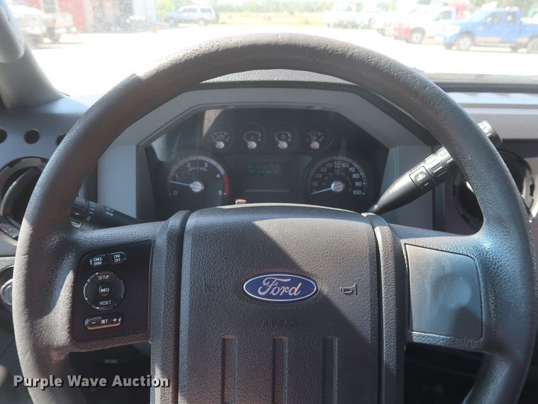 image for item HJ9408 2011 Ford F450 Super Duty XL  flatbed truck