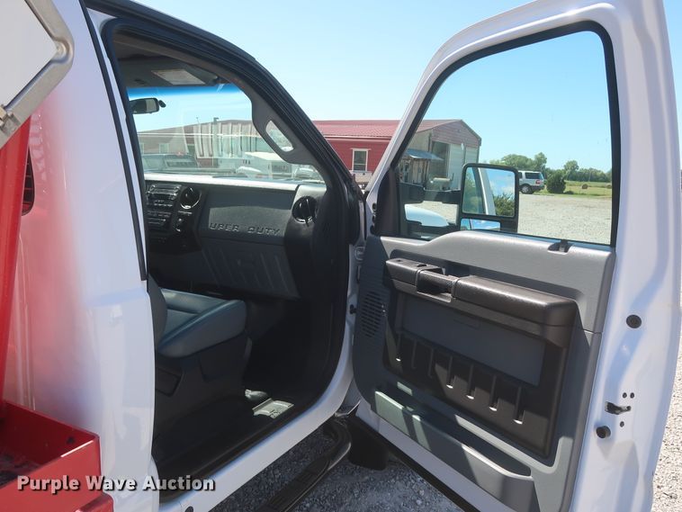 image for item HJ9408 2011 Ford F450 Super Duty XL  flatbed truck