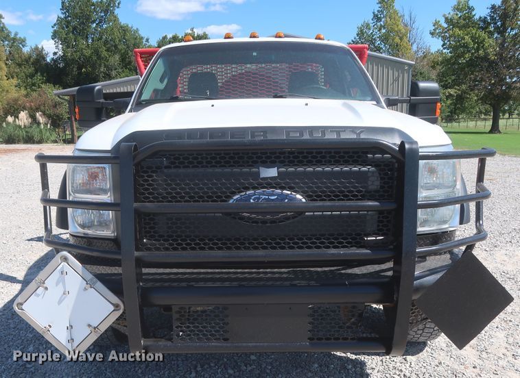 image for item HJ9408 2011 Ford F450 Super Duty XL  flatbed truck