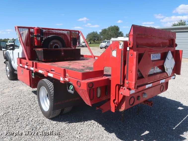 image for item HJ9408 2011 Ford F450 Super Duty XL  flatbed truck