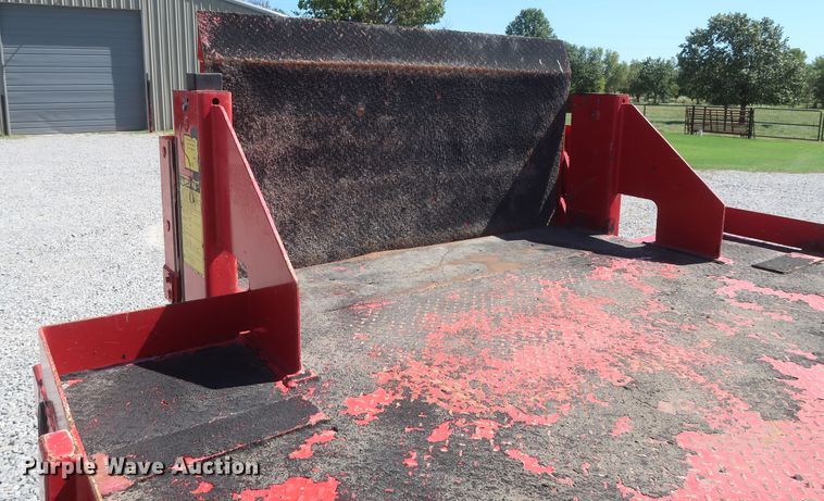 image for item HJ9408 2011 Ford F450 Super Duty XL  flatbed truck