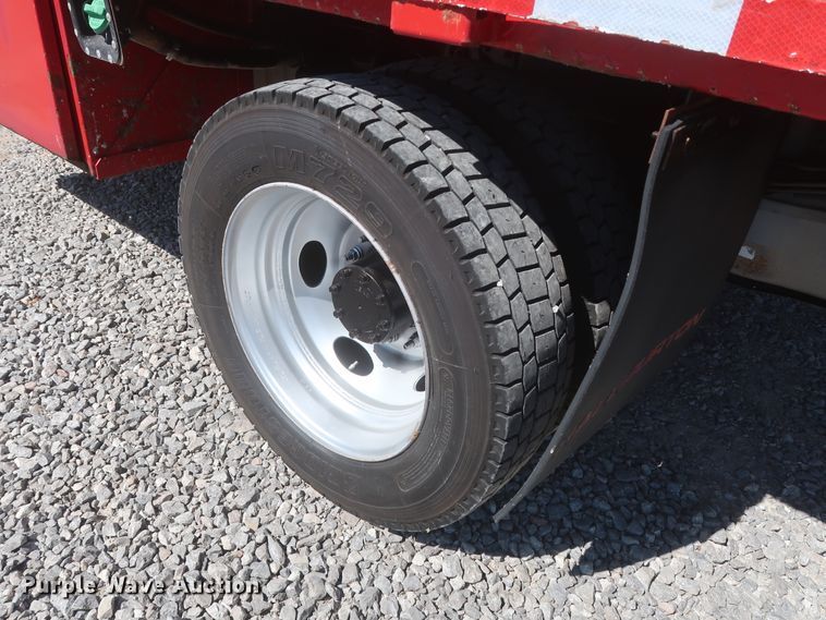 image for item HJ9408 2011 Ford F450 Super Duty XL  flatbed truck