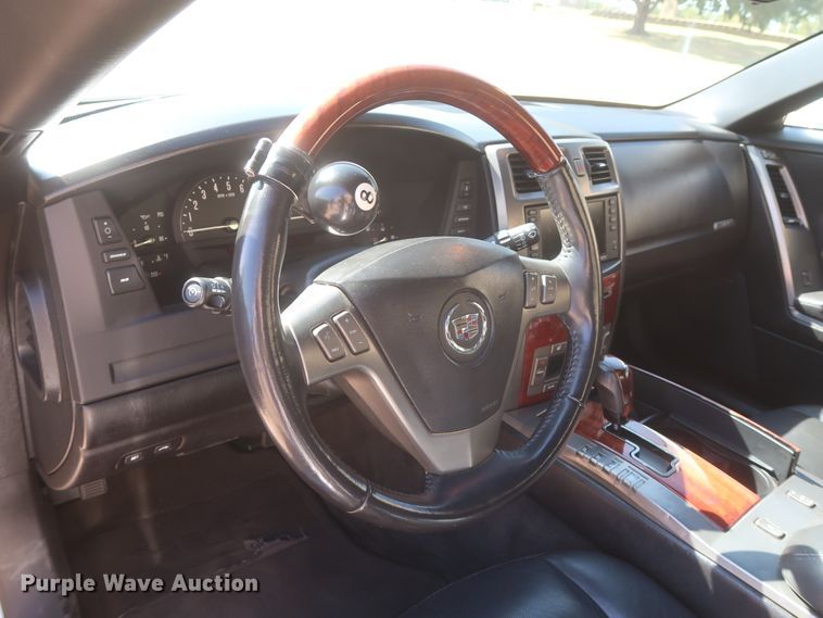 image for item HJ9428 2007 Cadillac XLR convertible