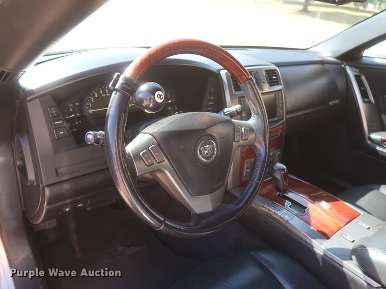 image for item HJ9428 2007 Cadillac XLR convertible