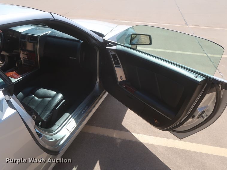 image for item HJ9428 2007 Cadillac XLR convertible
